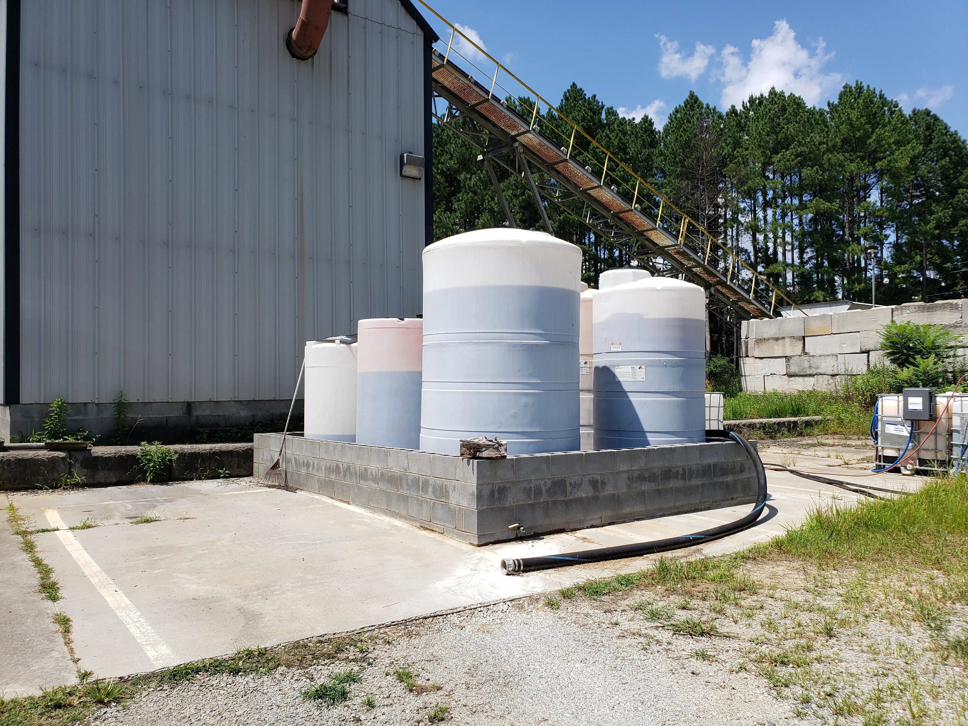 admixture tanks requiring TRI reporting at concrete plant