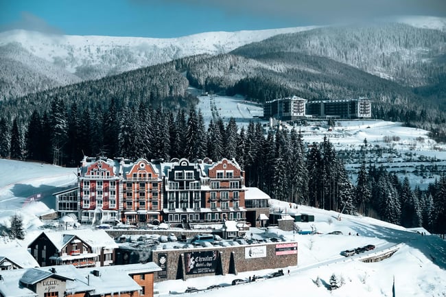 ski lodge environmental help